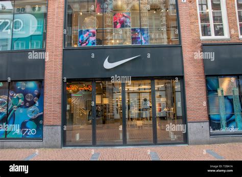 hoofdkantoor nike amsterdam|Nike outlet netherlands.